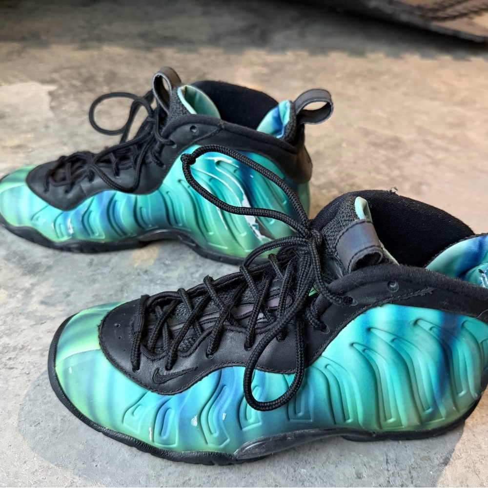 Nike Air Foamposite One Northern Lights - Youth Size 4